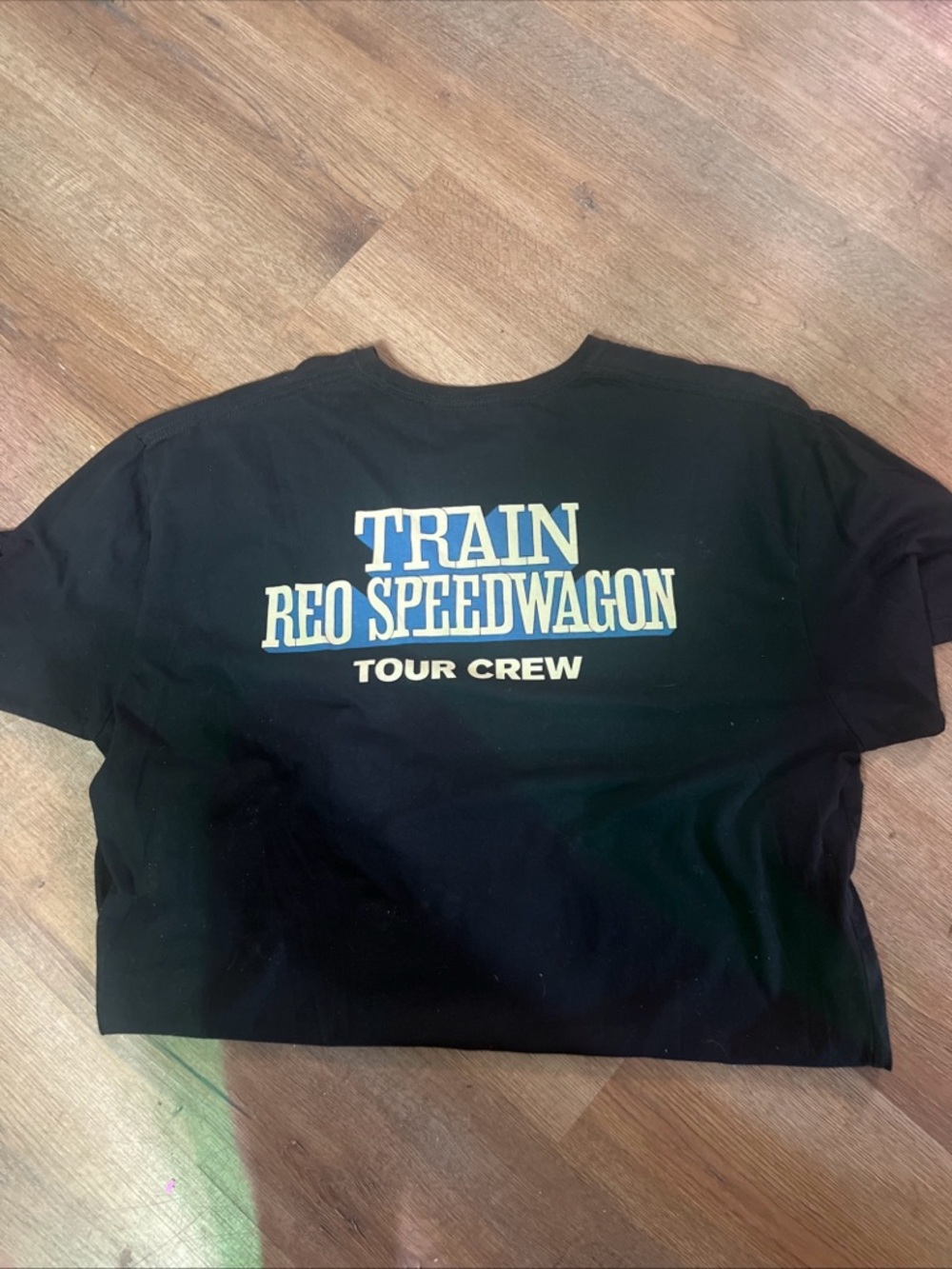 Tour Crew Black Short Sleeve Tee size L Reo Speedwagon Train Rare